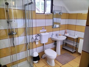 Dép đi trong nhà