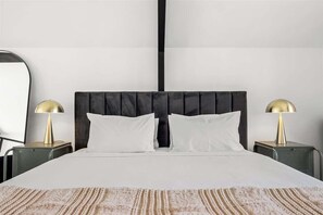 4 chambres, fer et planche à repasser, Wi-Fi, literie fournie