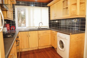 Micro-ondes, four, plaque de cuisson