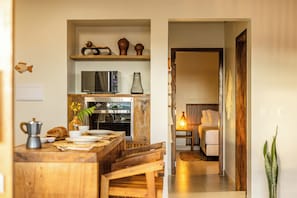Premium Apartment, 2 Bedrooms, Balcony | Private kitchen | Fridge, microwave, oven, stovetop