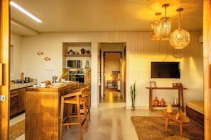 Premium Apartment, 2 Bedrooms, Balcony | Private kitchen | Fridge, microwave, oven, stovetop