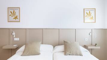 3 slaapkamers, een strijkplank/strijkijzer, wifi, beddengoed