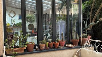 Enceinte de lâhĂ©bergement