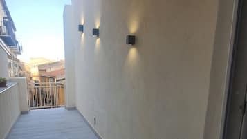 Superior Double Room, Partial Sea View | Terrace/patio