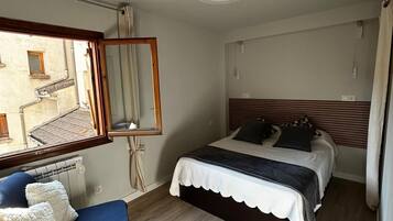 2 sovrum, strykjÀrn/strykbrÀda, internet och sÀngklÀder