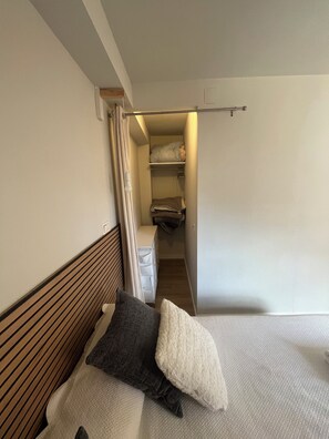 2 Schlafzimmer, Bügeleisen/Bügelbrett, Internetzugang, Bettwäsche