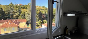 Mia's House Dogliani - spacious, finely furnished studio apartment