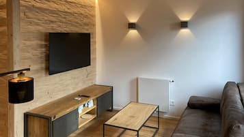 Apartment, 2 Schlafzimmer, barrierearm, Nichtraucher (Wohnung Nr. 01) | 起居区