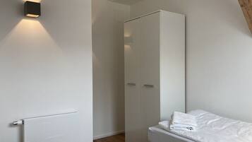 Nhà Duplex, 3 phòng ngủ, không hút thuốc, ban công | Phòng cách âm, bàn ủi/dụng cụ ủi quần áo