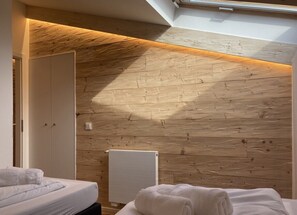 Apartment, 1 Schlafzimmer, Nichtraucher (Wohnung Nr. 10) | Système d’insonorisation, fer et planche à repasser