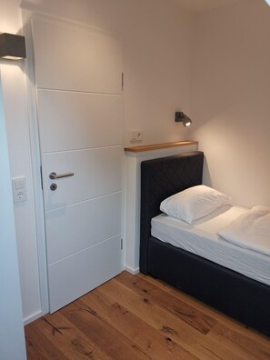 Maisonette, 3 Schlafzimmer, Nichtraucher, Balkon (Wohnung Nr. 06) | Soundproofing, iron/ironing board, free cribs/infant beds, free WiFi