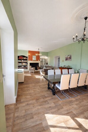 Interior - Domaine de l'Ameillée, authentic Quercy in the heart of Périgord Blanc (Puy-l'Évêque)