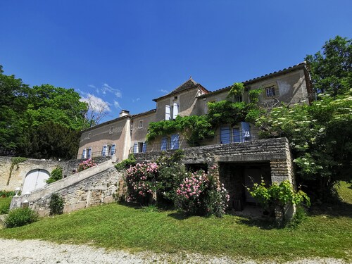 Domaine de l'Ameillée, authentic Quercy in the heart of Périgord Blanc