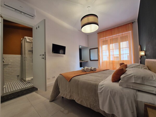 Classic Room, City View | Hypo-allergenic bedding, memory foam beds, in-room safe, desk