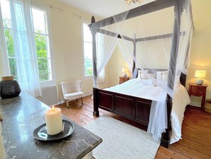 5 chambres, bureau, fer et planche à repasser, Wi-Fi gratuit