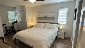 2 bedrooms, iron/ironing board, WiFi, bed sheets