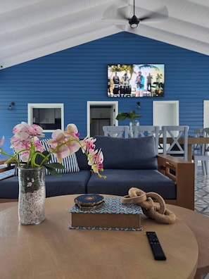 Villa, 3 Bedrooms, Smoking, Private Pool | Dining room