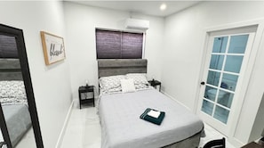 1 chambre, fer et planche à repasser, Wi-Fi, draps fournis