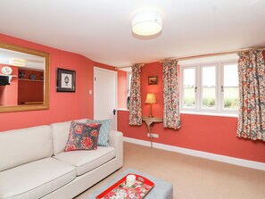 Living area - Thatchers End (Sherborne)