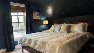 5 slaapkamers, een strijkplank/strijkijzer, reisbedje, wifi