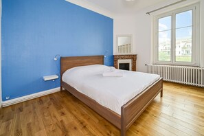 3 chambres, fer et planche à repasser, Wi-Fi gratuit, draps fournis