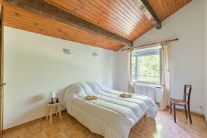 2 dormitoris i roba de llit