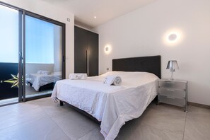 4 Schlafzimmer, Bügeleisen/Bügelbrett, kostenloses WLAN, Bettwäsche