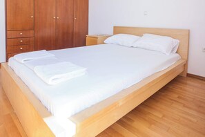 3 Schlafzimmer, Bügeleisen/Bügelbrett, WLAN, Bettwäsche