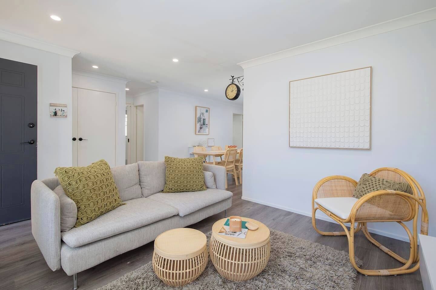 Lakeshore Cottage Boho Chic With Poolside Deck - Newcastle, Australia