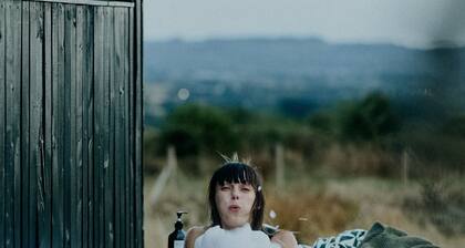 Off-Grid Family Retreat with Sauna Access in Cheshire