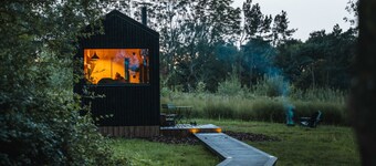 Eco Off-Grid Hideaway with Scenic Walks