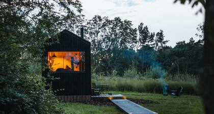 Eco Off-Grid Hideaway with Scenic Walks