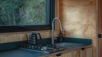 Coffee/tea maker