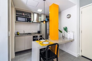 Studio | 1 bedroom - Av1010 Studio Avanhandava 3p 0q (São Paulo)
