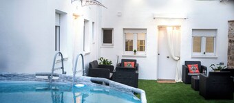 La Pluma y El Pincel -Space with swimming pool close to Puy du Fou and Montes de Toledo