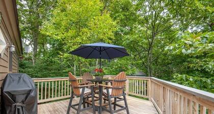 Lofty Pursuits: Spectacular View + EV Charger