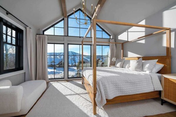 6 chambres, fer et planche à repasser, Wi-Fi, draps fournis