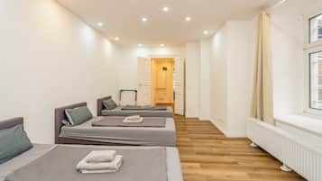 2 quartos, ferros/tábuas de passar roupa, Wi-Fi, roupa de cama
