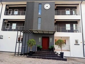 Fachada da propriedade