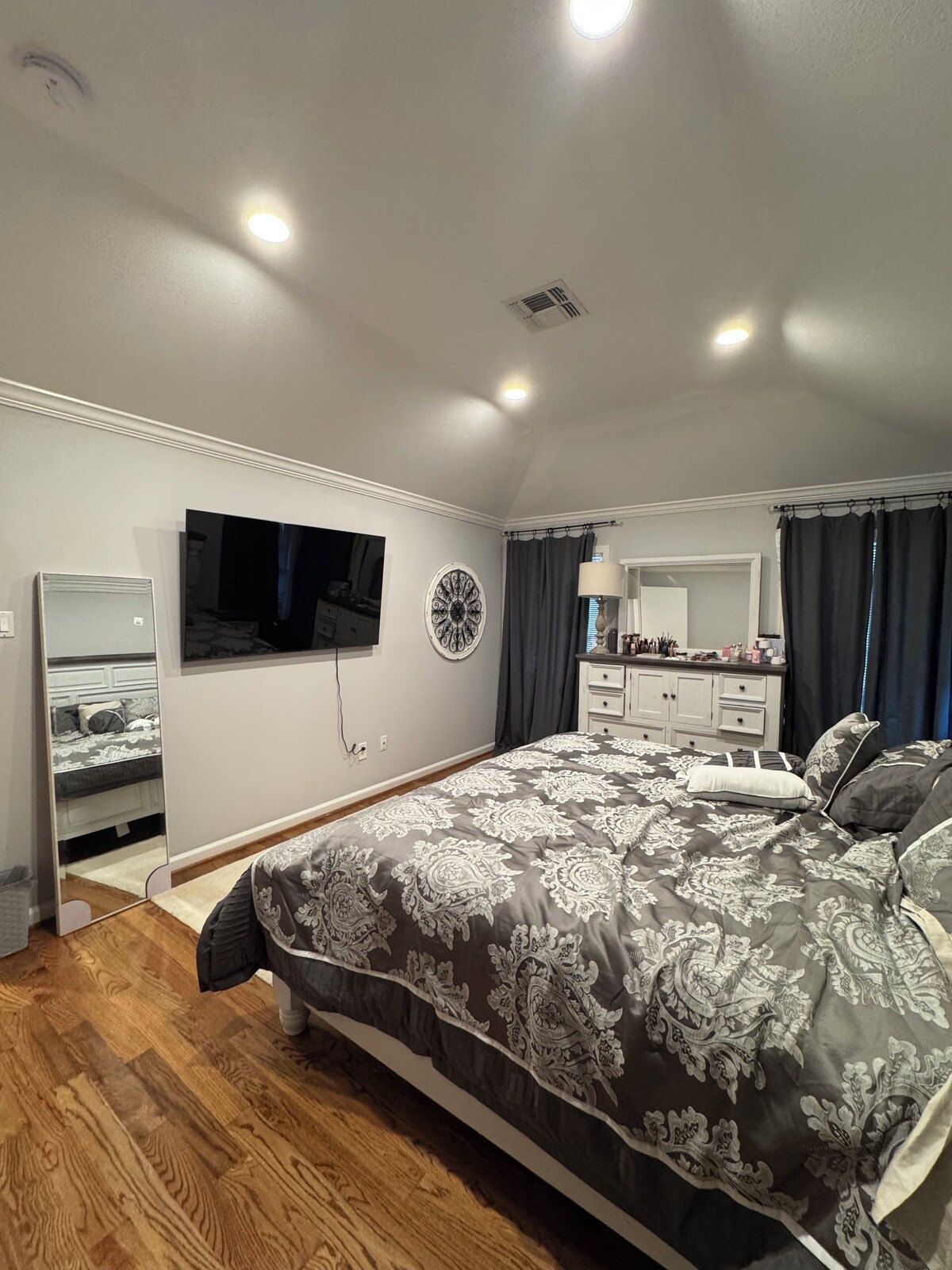 Photo 23 of Charming 3-bedroom house in the medical center close to NRG