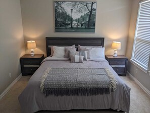 3 bedrooms, iron/ironing board, WiFi, bed sheets - Charming 3-bedroom house in the medical center close to NRG (Houston)