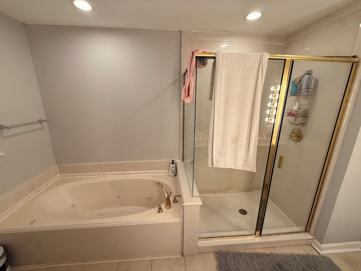 Photo 10 of Charming 3-bedroom house in the medical center close to NRG