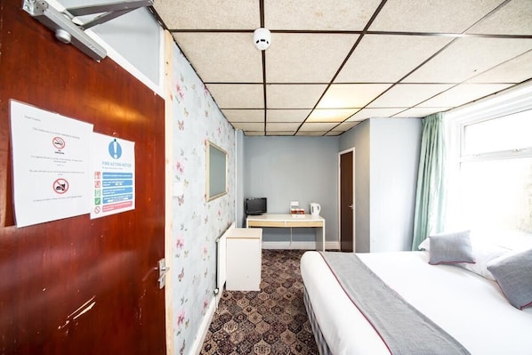 Familiekamer | Gratis babybedden, reisbedje, beddengoed