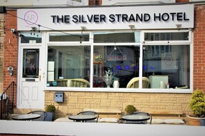 Exterior detail - MyRoomz Silver Strand Hotel (Blackpool)