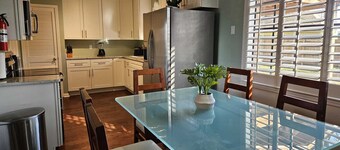 Retreat 5-bedroom Home with Private Pool in Memphis