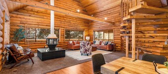 Lodge Hot Tub Dueling Basketball