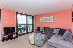 TV, offices - Sea Watch- Penthouse, Oceanfront 4 BR, two floors (Ocean City)