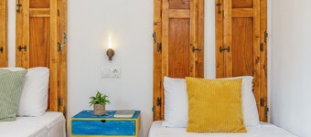 Entire House for 8 Andalusian Patio Lorquian Route Near Granada