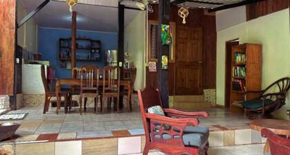 Casita happy feet and tours corcovado - Family Room with Garden View