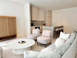 Smart-tv och en stereo
